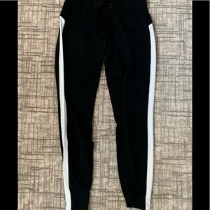 Black and white athleta joggers